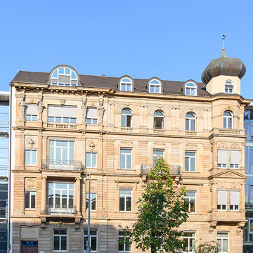 B6 Universitätsgebäude