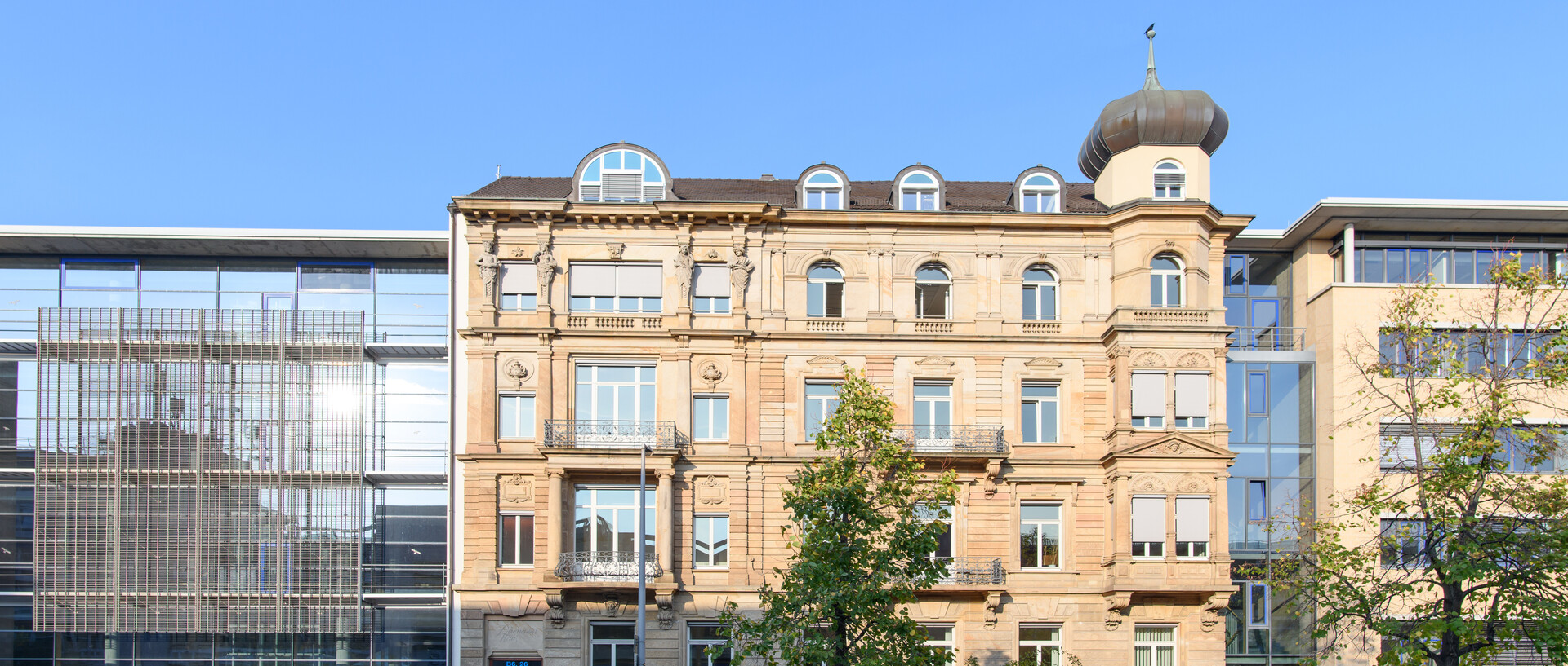 B6 Universitätsgebäude