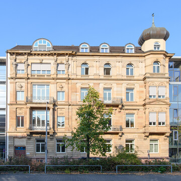 B6 Universitätsgebäude