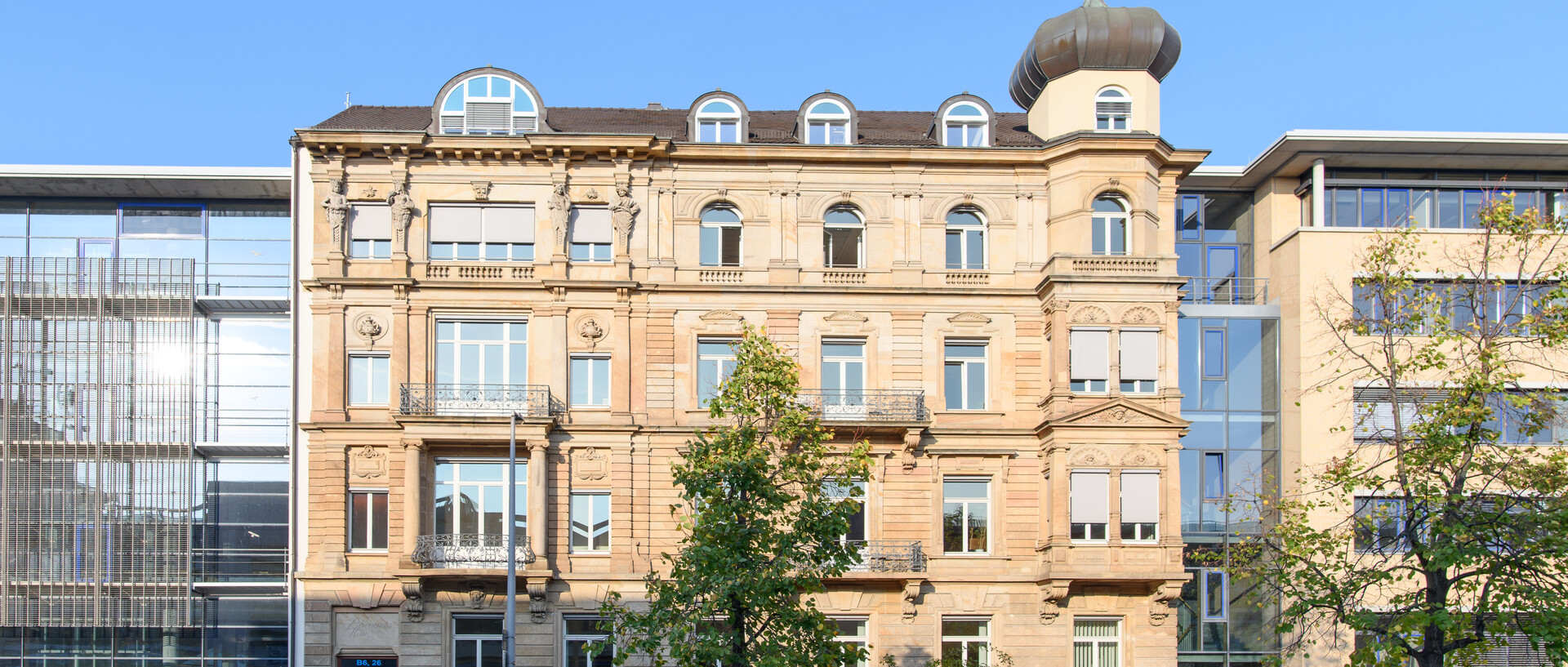 B6 Universitätsgebäude