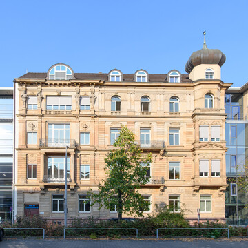 B6 Universitätsgebäude